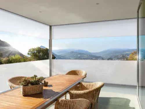 Fenstermarkisen für Karben in einem modernem Haus im Esszimmer